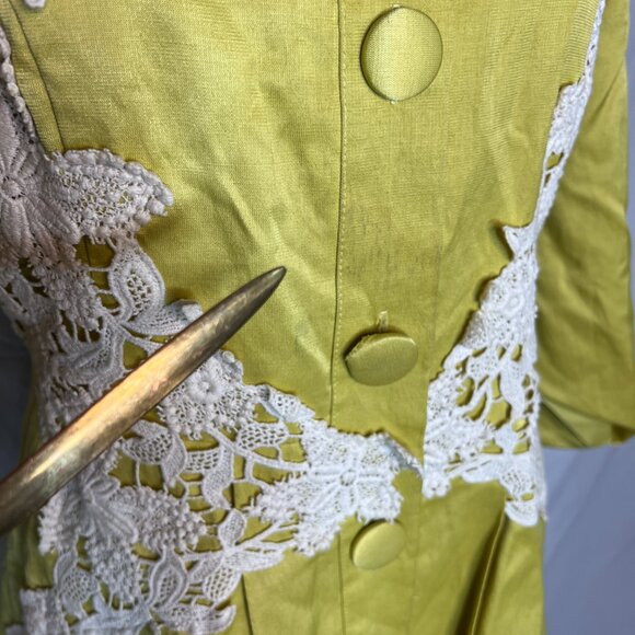 Modcloth Ryu Belles of Ireland Coat - Picture 5 of 8